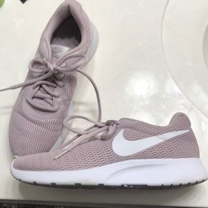 Nike Womens Shoes